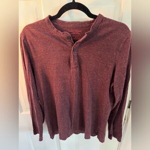 Banana Republic Men's Maroon Long Sleeve Henley